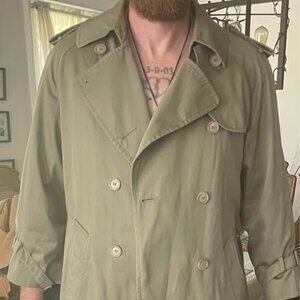 NICE LONDON FOG BELTED TRENCH COAT SIZE 18 1/2 REG MEN OR LADIES
